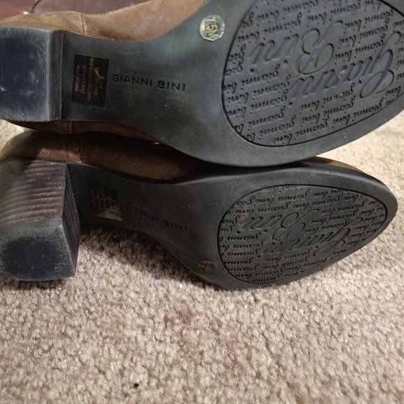 Gianni Bini Leather Faux Fur Lined tall boots, Sherpa Lined 13 Inch. - Picture 7 of 11